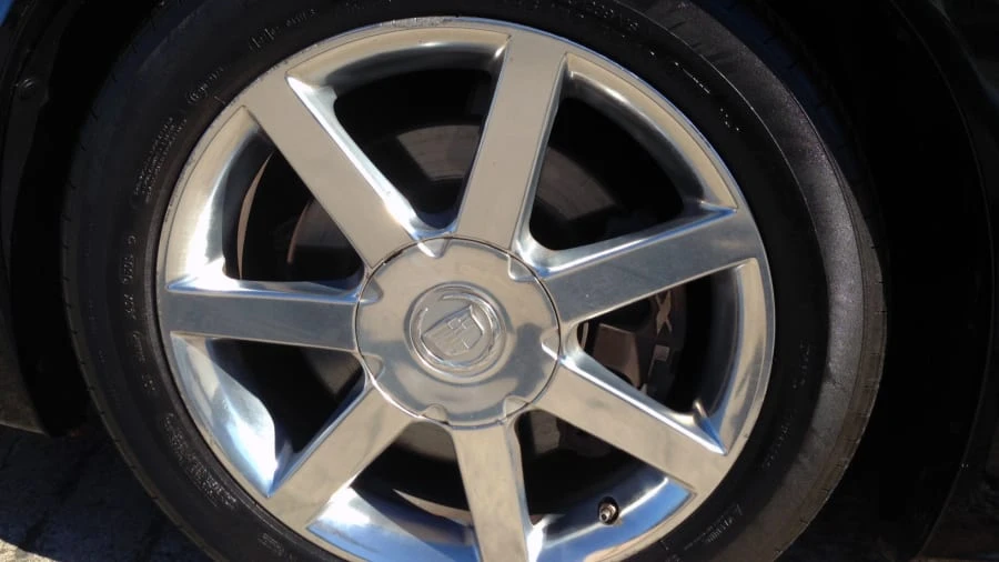 2005 Cadillac XLR - Image 4 of 4