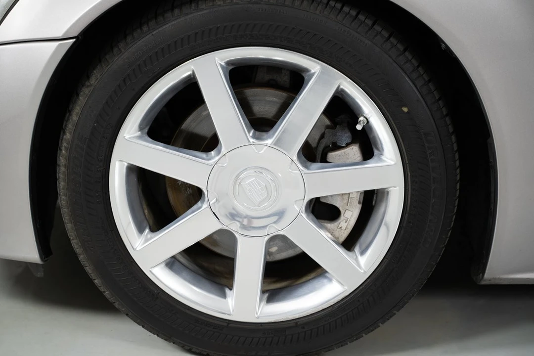 2005 Cadillac XLR - Image 8 of 12
