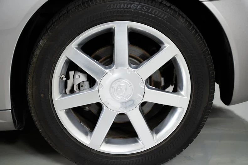 2005 Cadillac XLR - Image 9 of 21