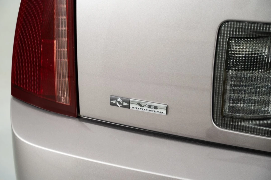 2005 Cadillac XLR - Image 12 of 12