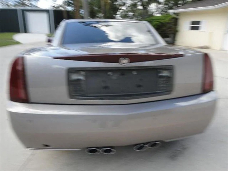2005 Cadillac XLR - Image 13 of 31