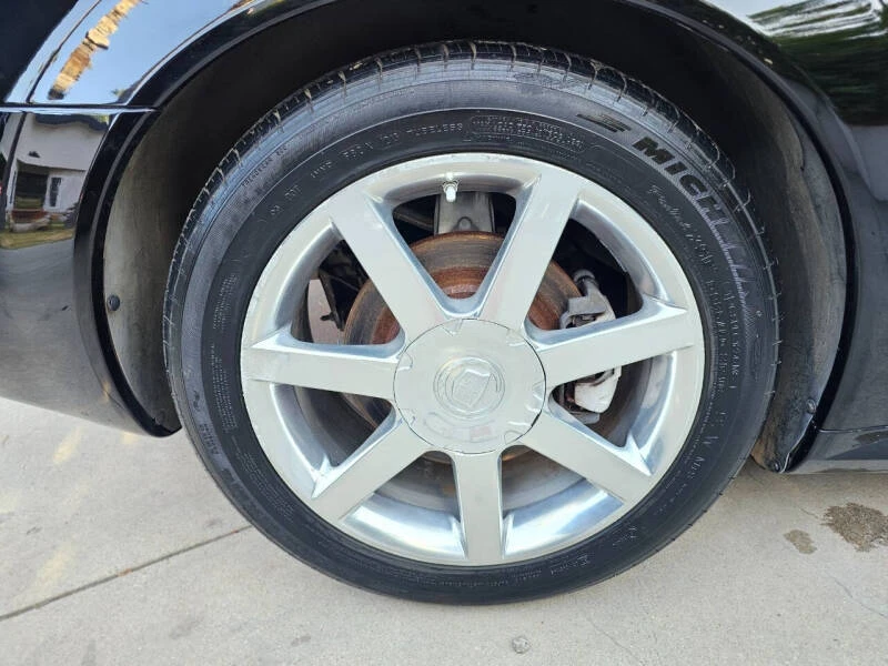 2005 Cadillac XLR - Image 28 of 31