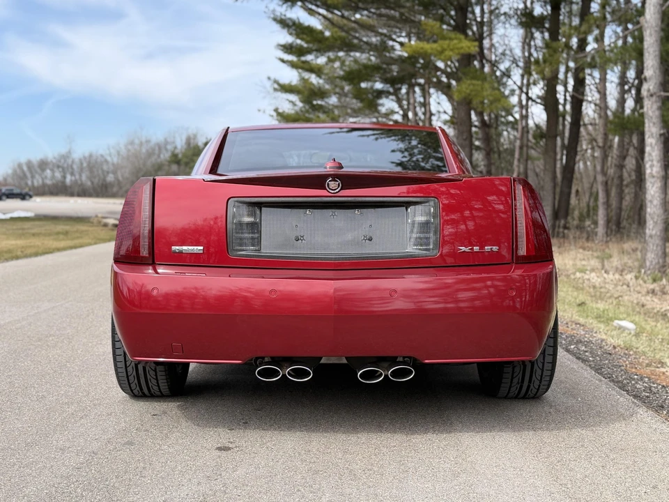 2005 Cadillac XLR - Image 15 of 31