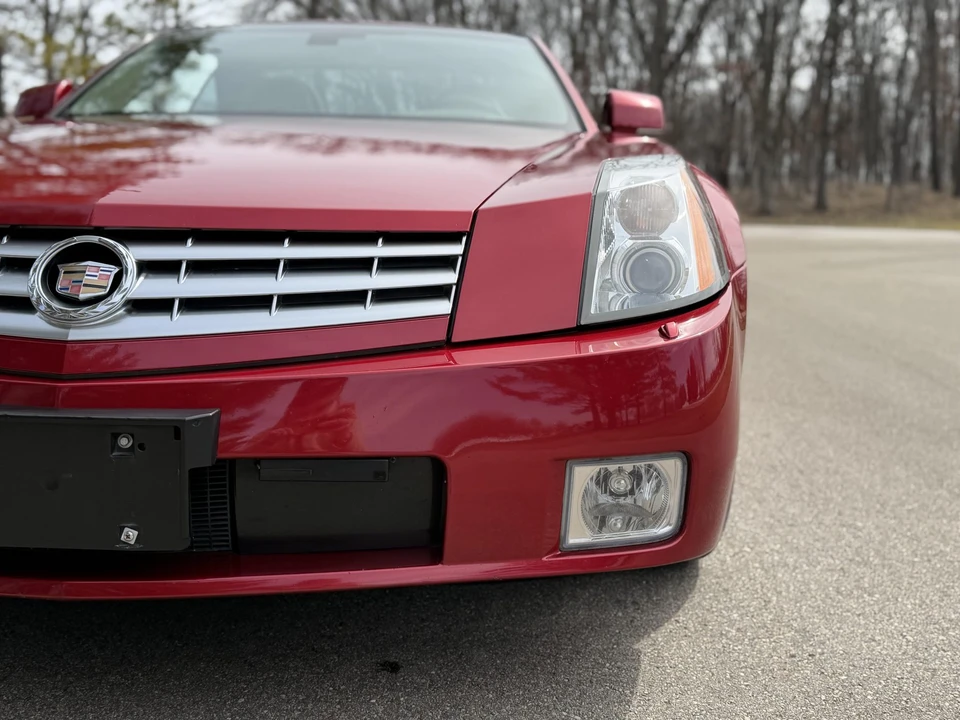 2005 Cadillac XLR - Image 27 of 31
