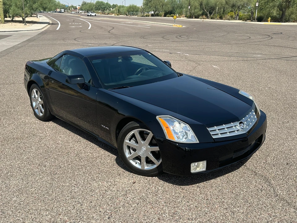 2005 Cadillac XLR - Image 27 of 31