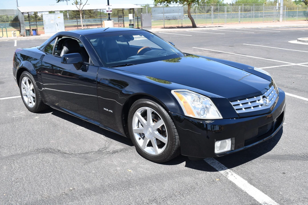 2005 Cadillac XLR - Image 26 of 31