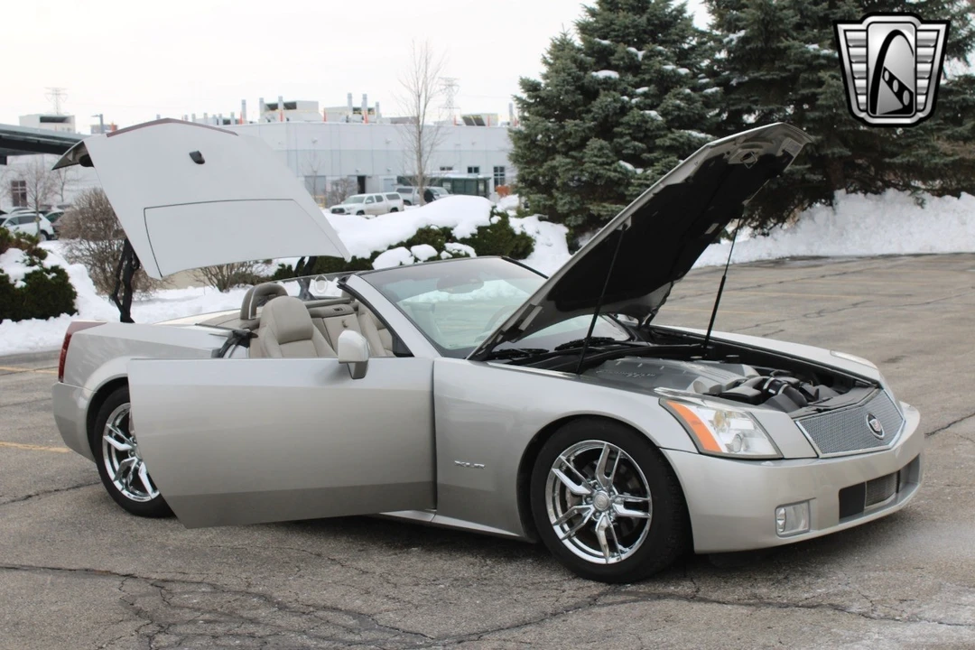2005 Cadillac XLR - Image 21 of 21