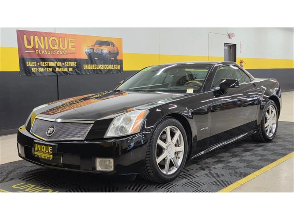 2005 Cadillac XLR - Image 21 of 31