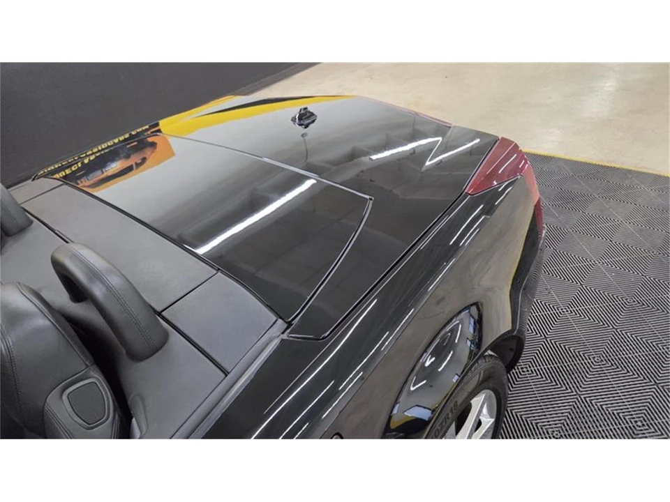 2005 Cadillac XLR - Image 19 of 31