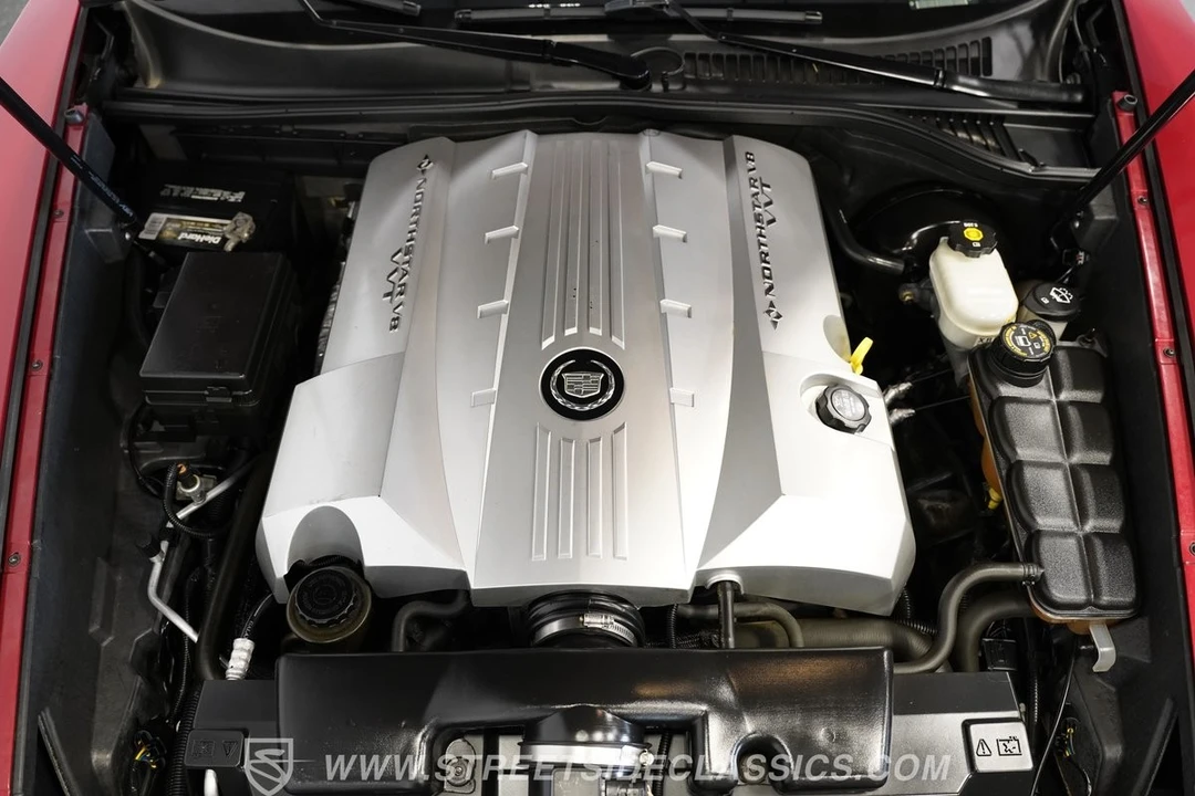 2005 Cadillac XLR - Image 5 of 12