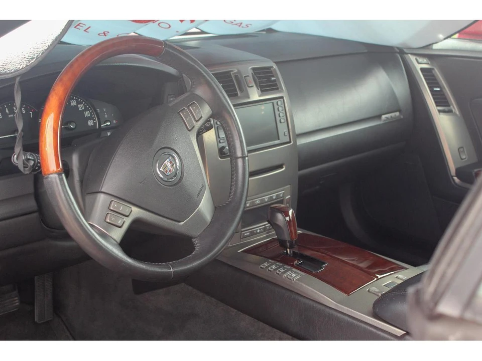 2005 Cadillac XLR - Image 2 of 4