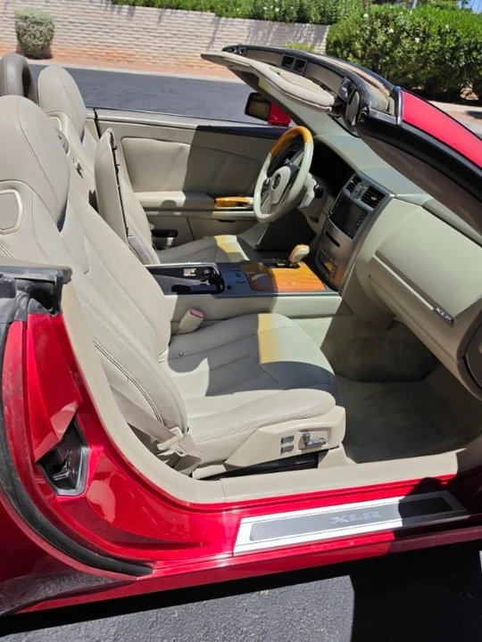 2005 Cadillac XLR - Image 5 of 31