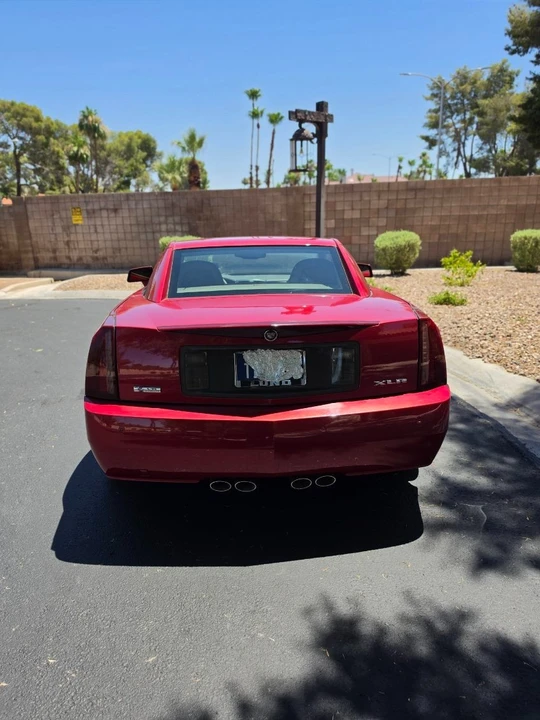 2005 Cadillac XLR - Image 26 of 31