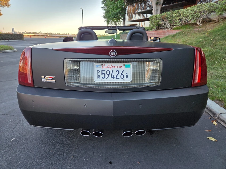 2005 Cadillac XLR - Image 4 of 31