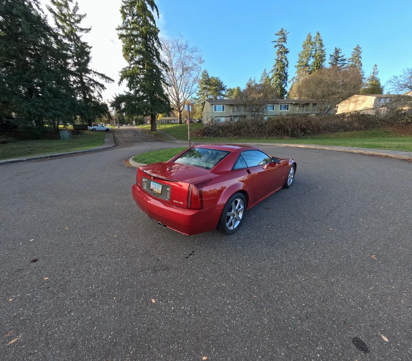 2005 Cadillac XLR - Image 14 of 21