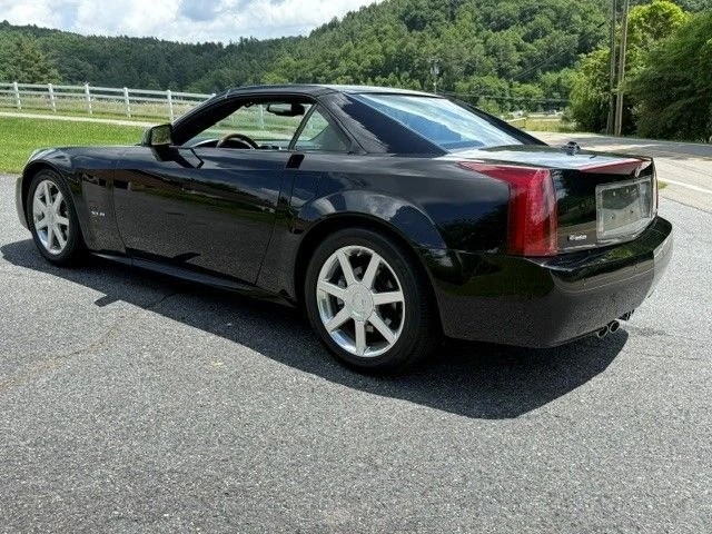 2005 Cadillac XLR - Image 2 of 19
