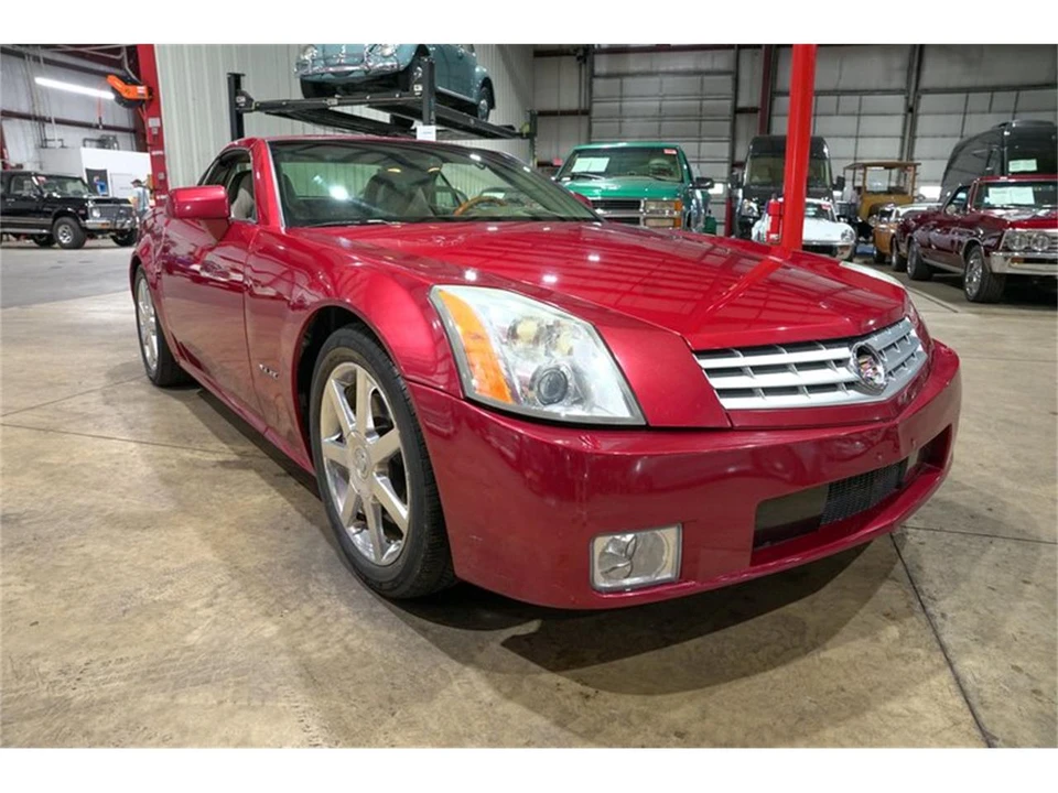 2005 Cadillac XLR - Image 26 of 31