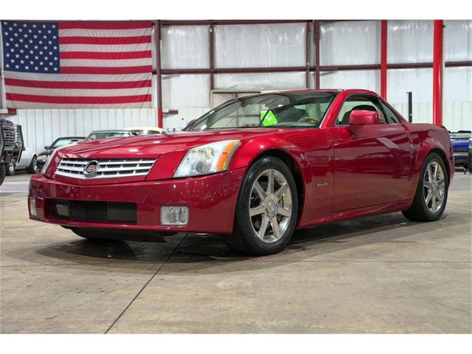 2005 Cadillac XLR - Image 20 of 31