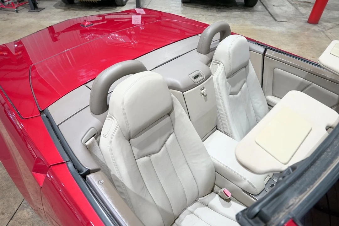 2005 Cadillac XLR - Image 10 of 10