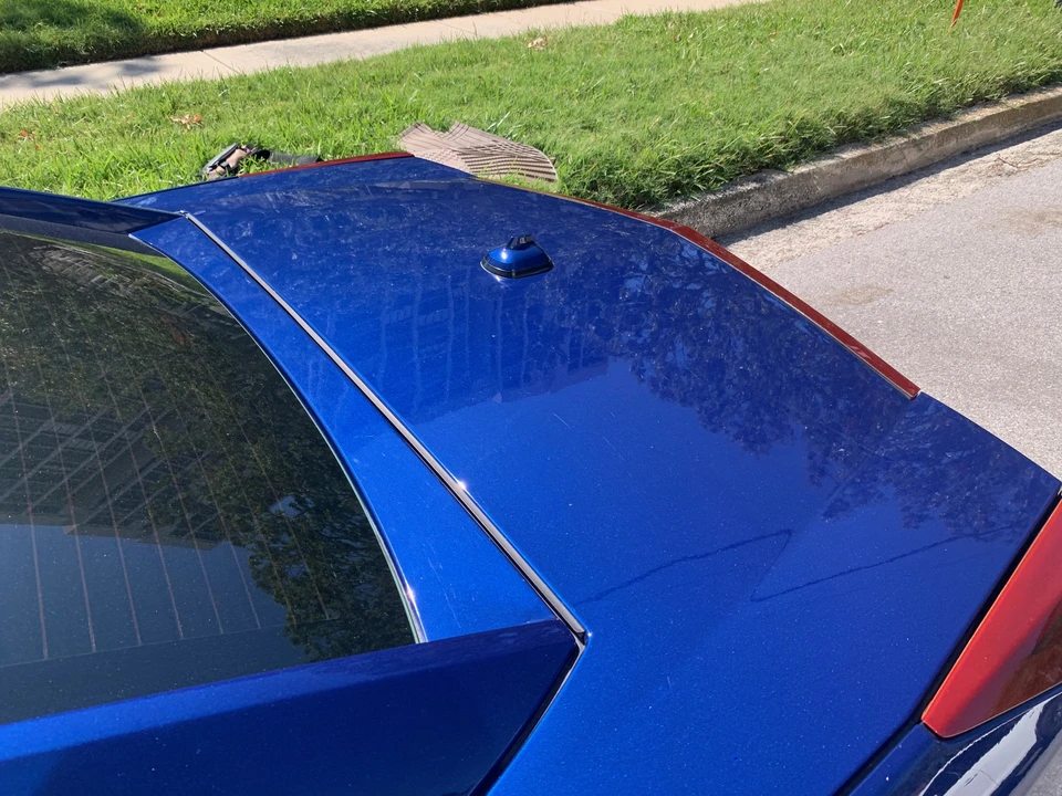 2005 Cadillac XLR - Image 29 of 31