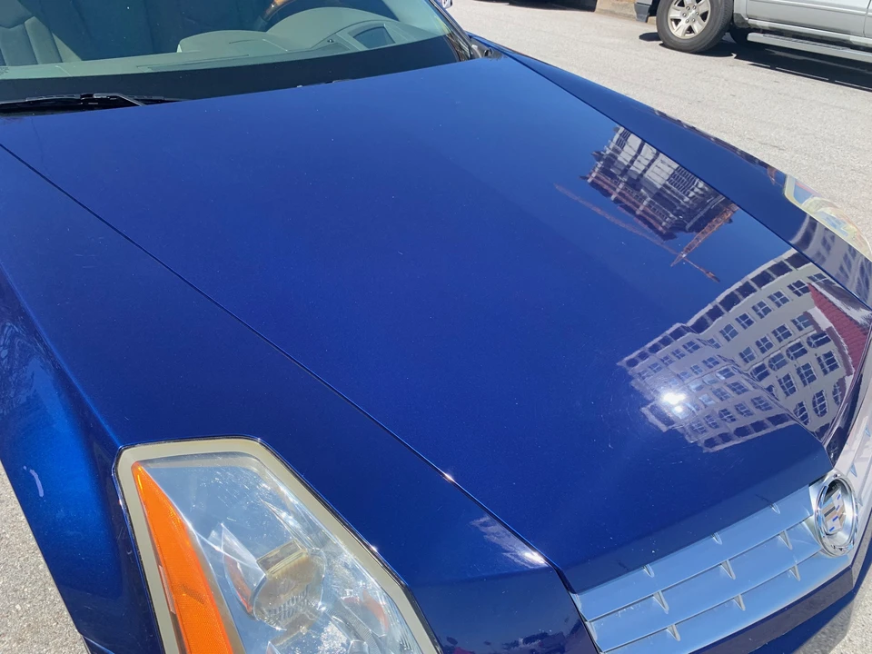 2005 Cadillac XLR - Image 14 of 31