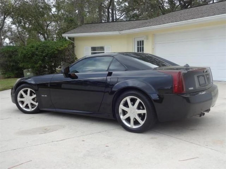 2005 Cadillac XLR - Image 23 of 31