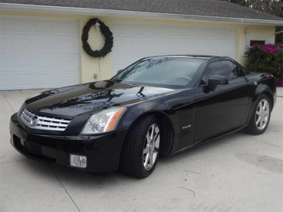 2005 Cadillac XLR - Image 25 of 31