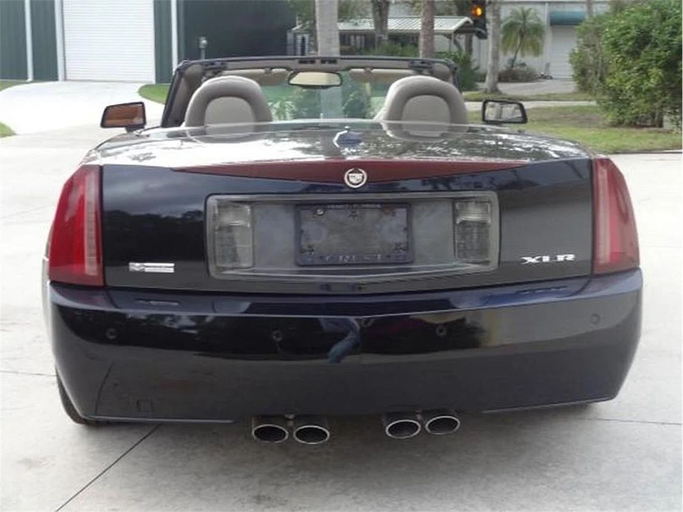 2005 Cadillac XLR - Image 31 of 31