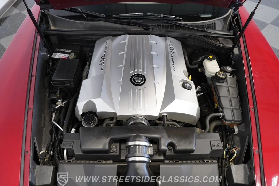 2005 Cadillac XLR - Image 5 of 12