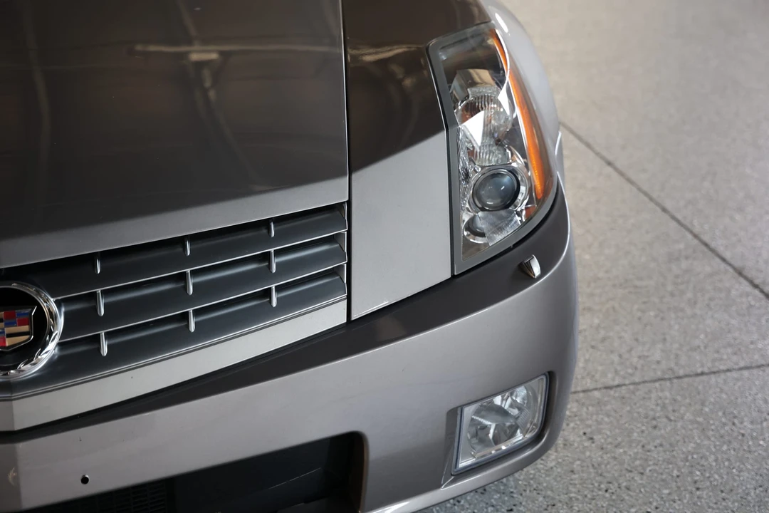 2005 Cadillac XLR - Image 25 of 31
