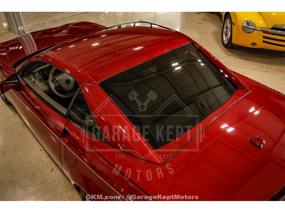 2005 Cadillac XLR - Image 16 of 31