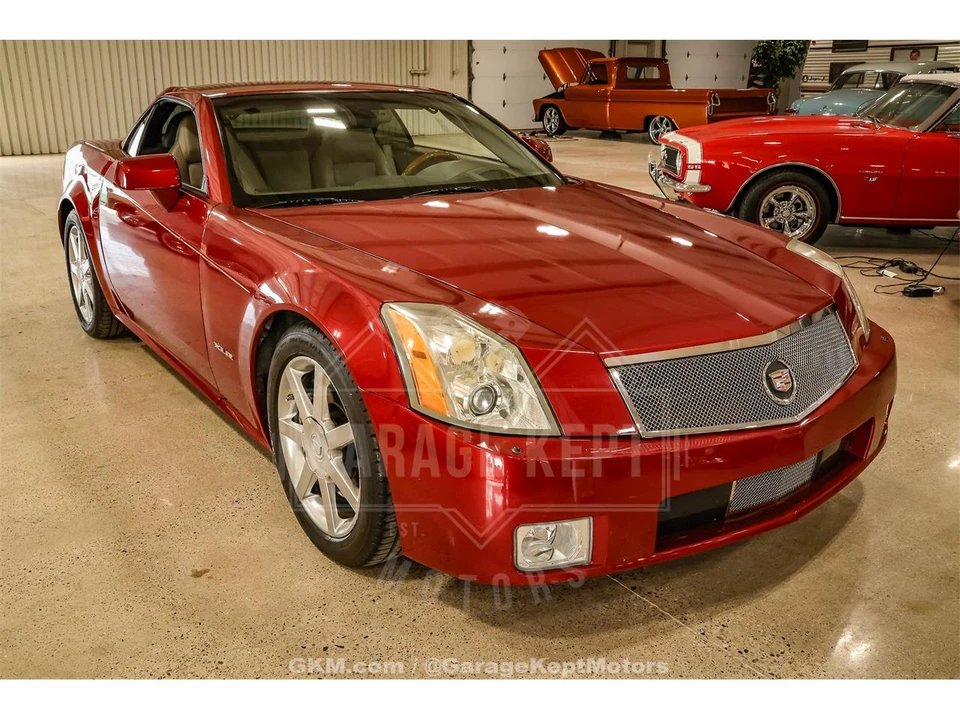 2005 Cadillac XLR - Image 11 of 31