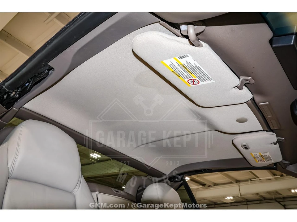 2005 Cadillac XLR - Image 21 of 31