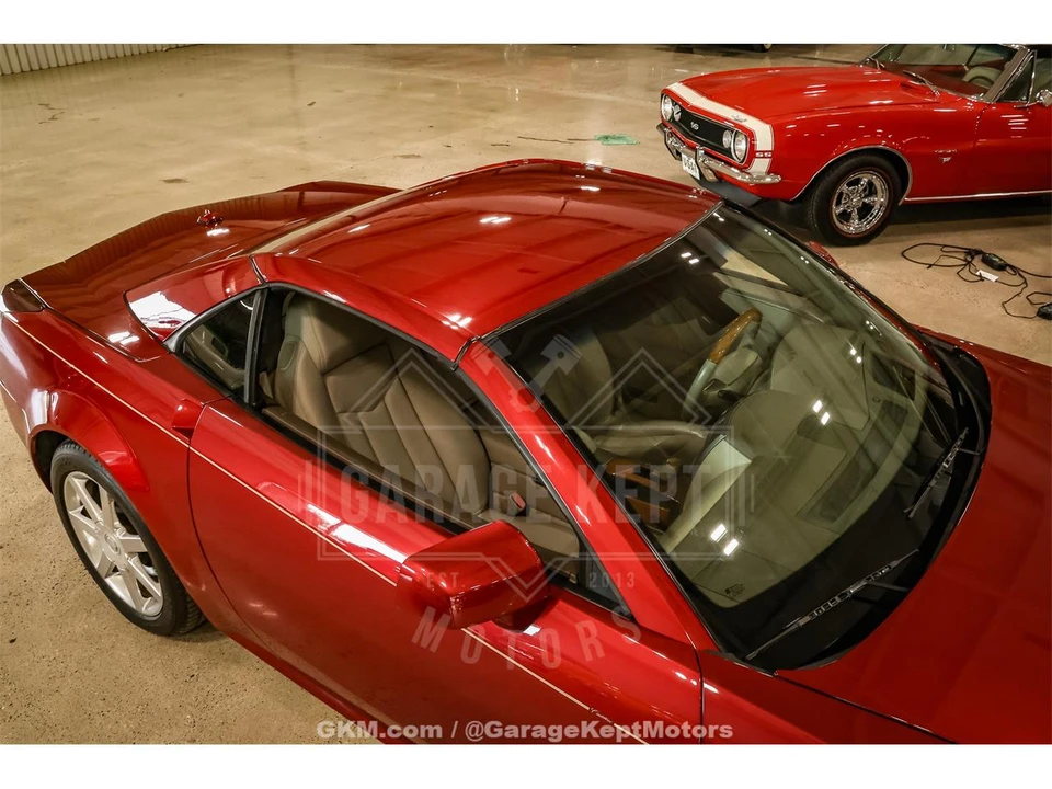 2005 Cadillac XLR - Image 12 of 31