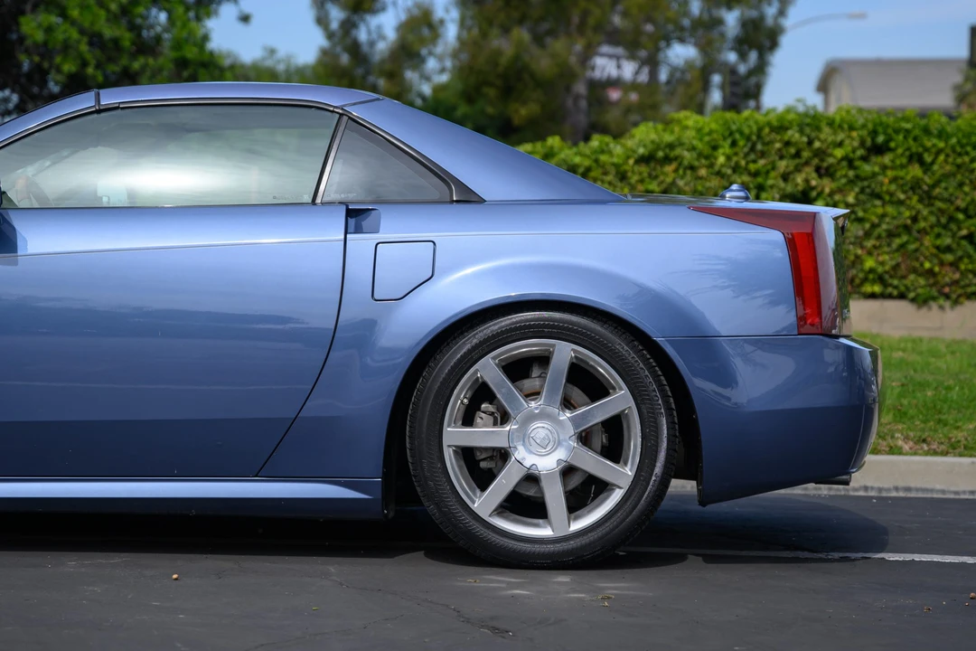2005 Cadillac XLR - Image 31 of 31