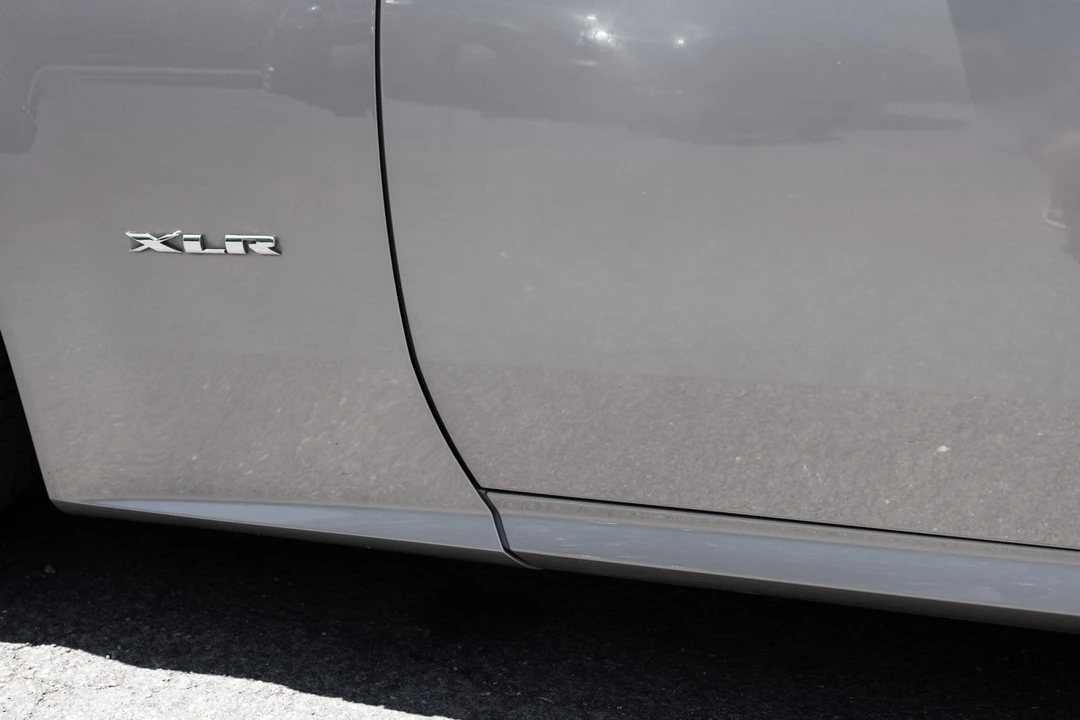 2005 Cadillac XLR - Image 28 of 31