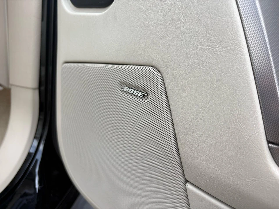 2005 Cadillac XLR - Image 20 of 31