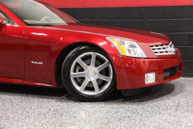 2005 Cadillac XLR - Image 3 of 24