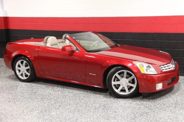 2005 Cadillac XLR - Image 2 of 24