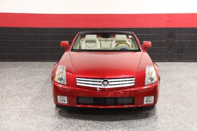 2005 Cadillac XLR - Image 12 of 24