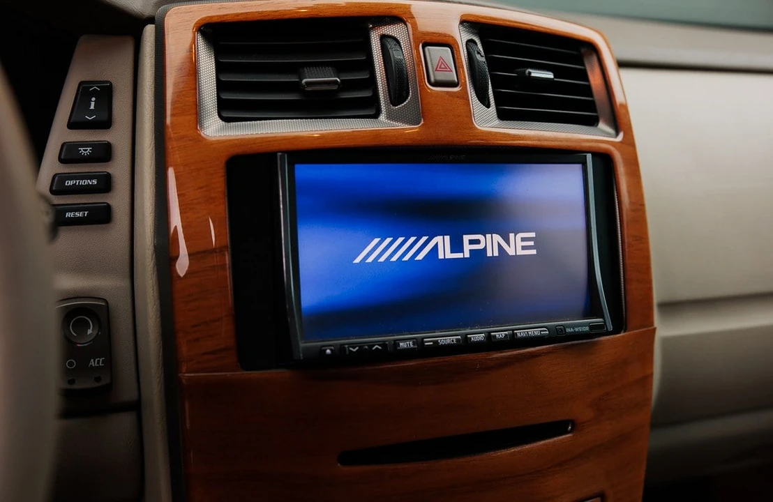 2005 Cadillac XLR - Image 30 of 31