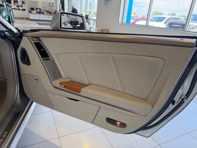 2005 Cadillac XLR - Image 16 of 23