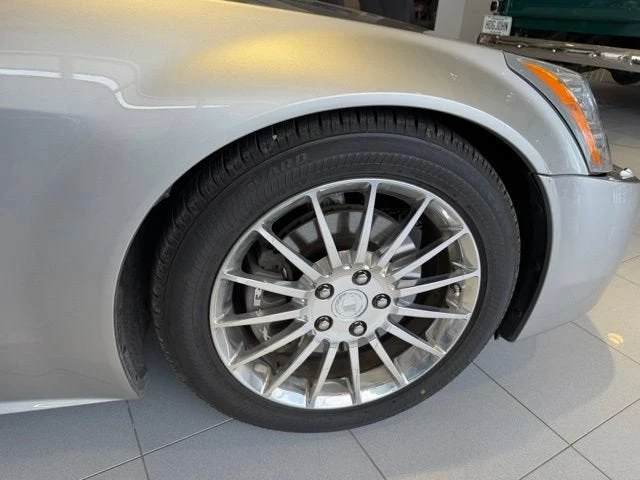 2005 Cadillac XLR - Image 20 of 23