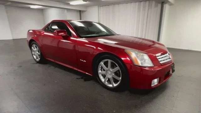 2005 Cadillac XLR - Image 2 of 8