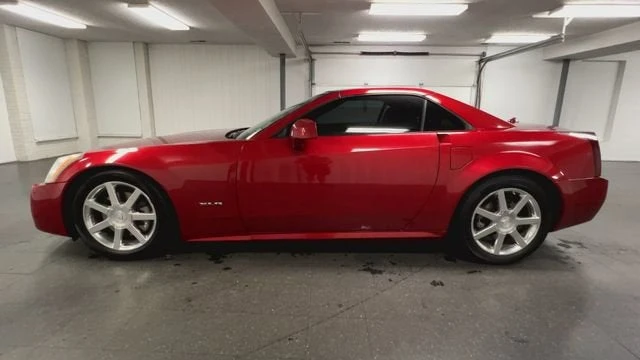 2005 Cadillac XLR - Image 5 of 8