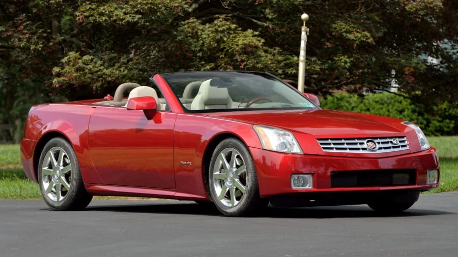2005 Cadillac XLR - Image 13 of 29