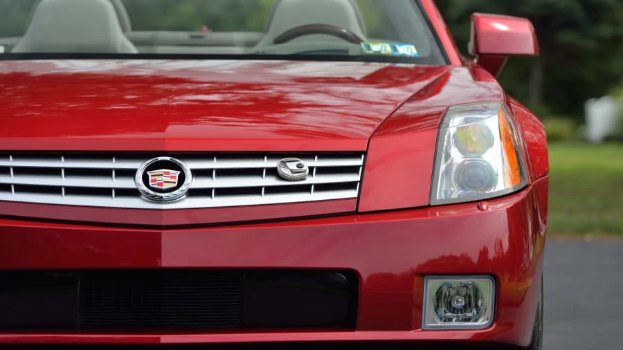 2005 Cadillac XLR - Image 19 of 29