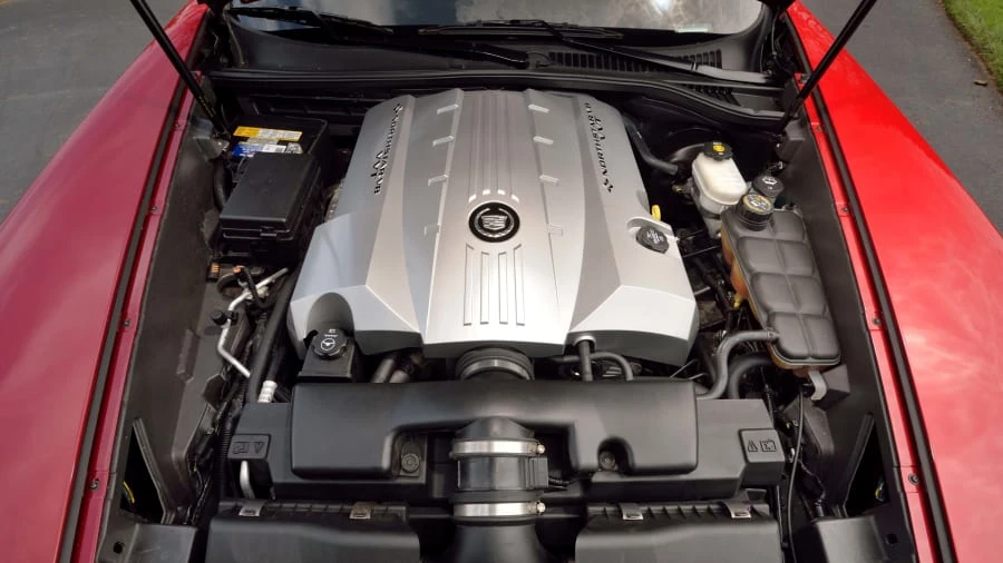 2005 Cadillac XLR - Image 25 of 29