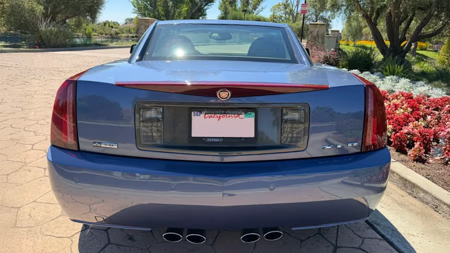 2005 Cadillac XLR - Image 5 of 20