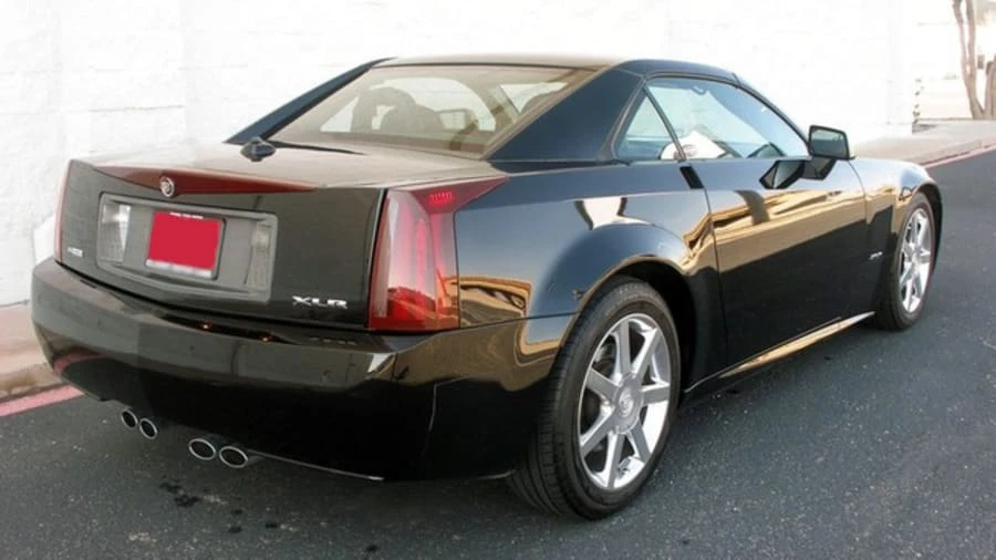 2005 Cadillac XLR - Image 2 of 7